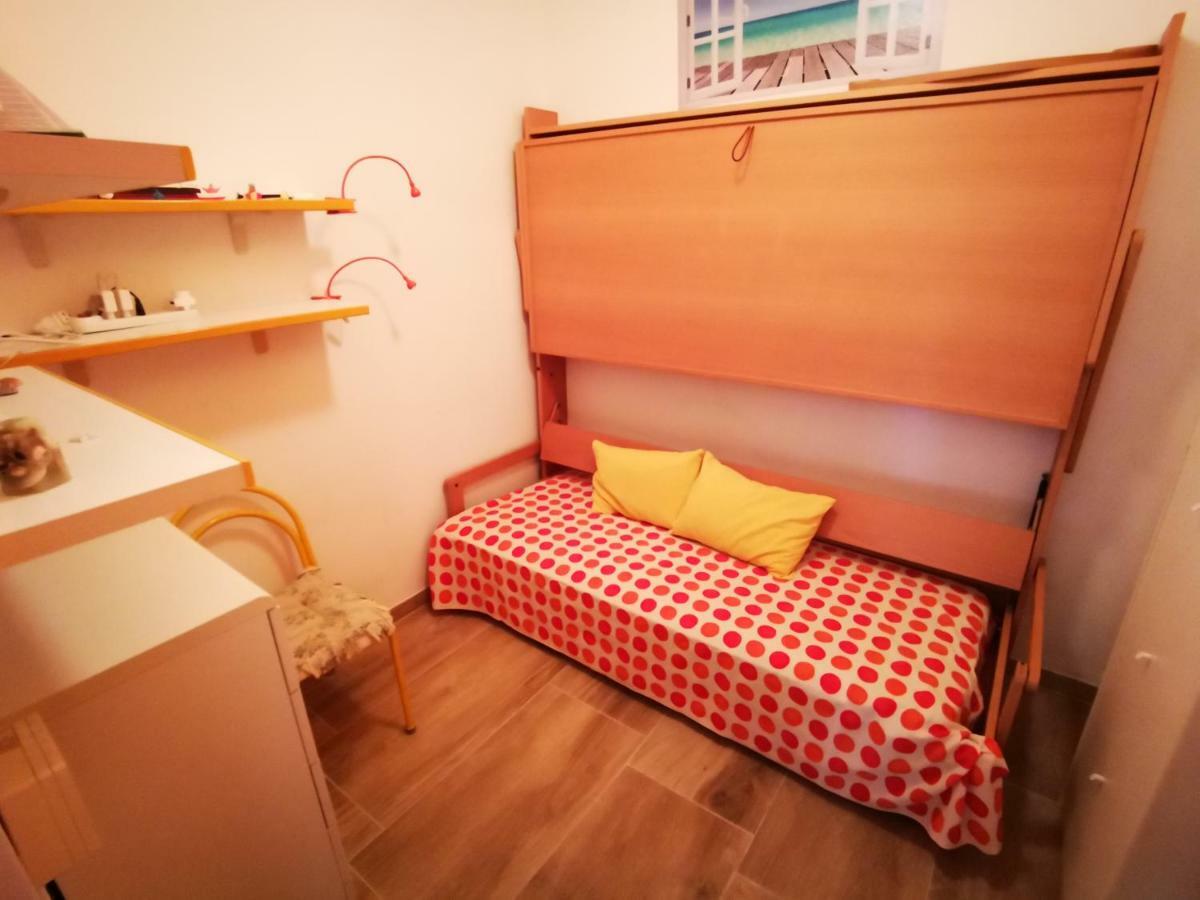 Medieval Flat Apartment กาเอตา ภายนอก รูปภาพ