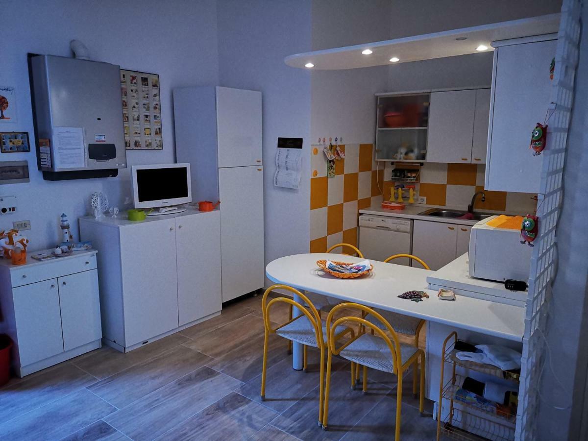 Medieval Flat Apartment กาเอตา ภายนอก รูปภาพ